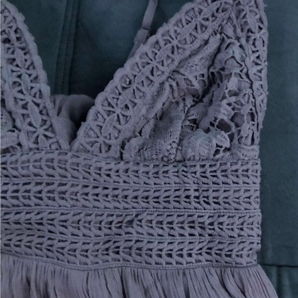 Romper - Picture 2 of 5